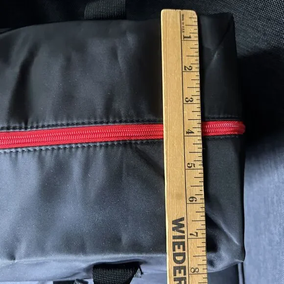 Ferragamo Parfums 16" Nylon Tote Duffle Bag Black Red Zip Top - Picture 6 of 9